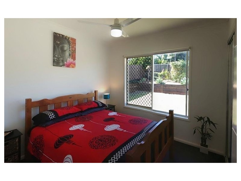 26 Mokera Street, Coral Cove QLD 4670