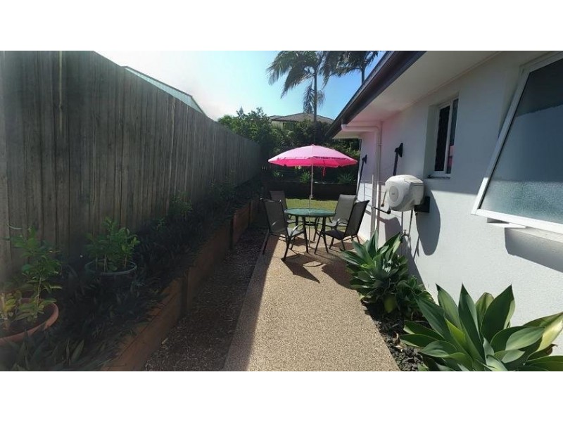 26 Mokera Street, Coral Cove QLD 4670