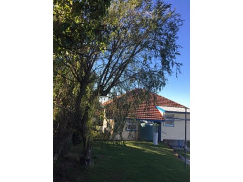 6 Goorama Street, Stafford QLD 4053