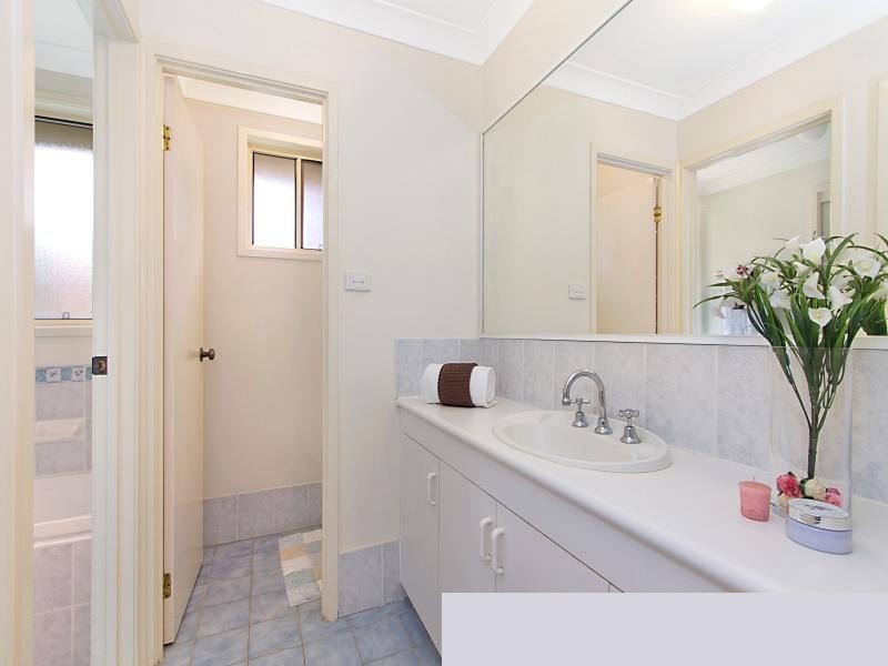 4 Eastwood Lane, Doonside NSW 2767