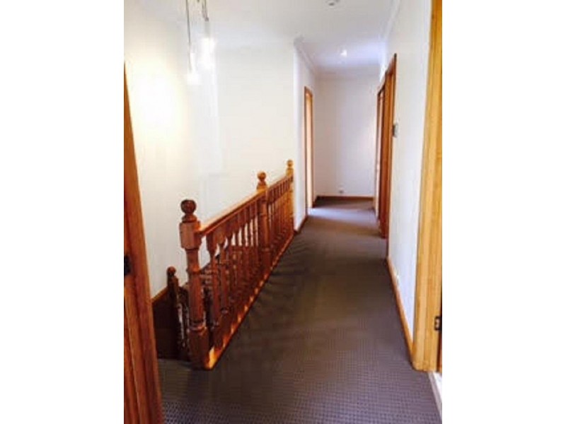 18 Jabez Crescent, Lenah Valley TAS 7008