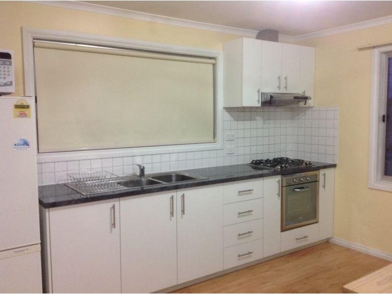 174 Purinuan Road, Reservoir VIC 3073