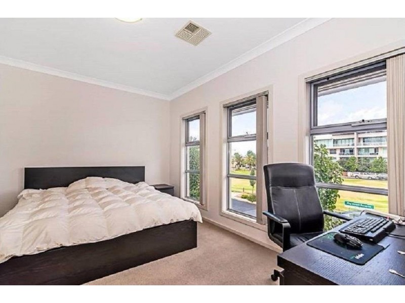 99 Rondo Avenue, Findon SA 5023