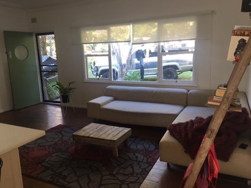 22 Bellevue Crescent, North Avoca NSW 2260