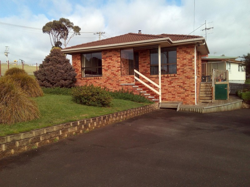 5 Flinders Drive, Somerset TAS 7322