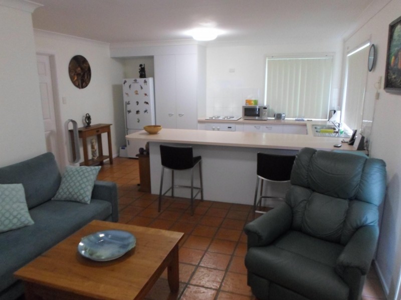 2/5 Perry Street, Coolum Beach QLD 4573