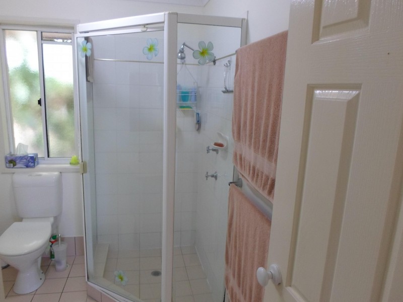 2/5 Perry Street, Coolum Beach QLD 4573