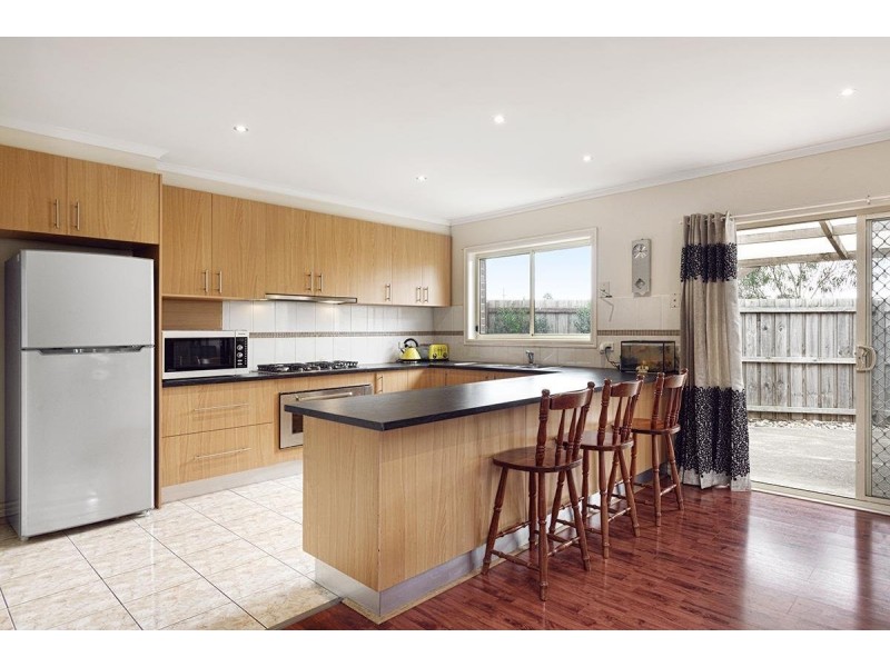 2/5 Fieldlark Court, Werribee VIC 3030