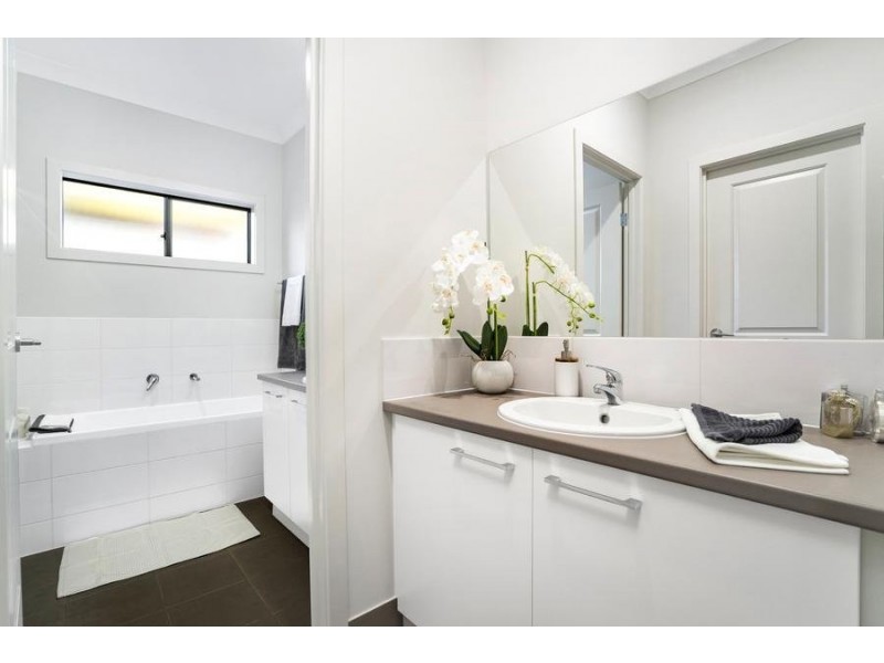 75A Cungena Avenue, Park Holme SA 5043