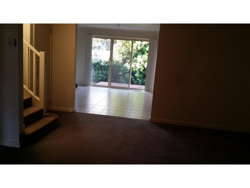 2/62 Colchester Road, Kilsyth VIC 3137