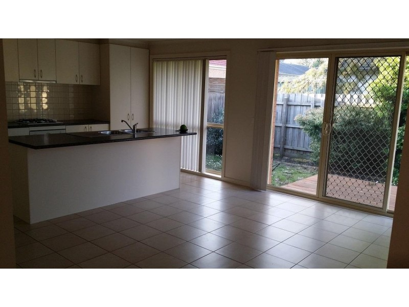 2/62 Colchester Road, Kilsyth VIC 3137