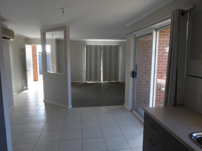 2/20 Exhibition Street, Numurkah VIC 3636