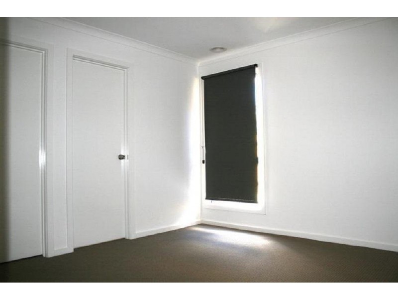 4/2 Dubbo Street, Albion VIC 3020