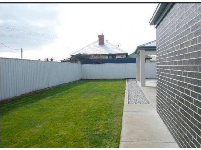 93 Main Street, Ulverstone TAS 7315