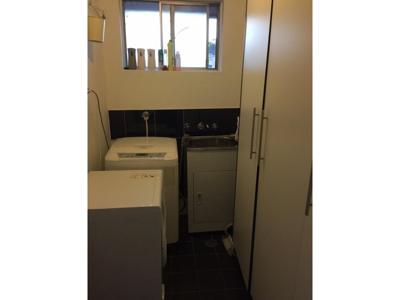 10/27 Military Road, Merrylands NSW 2160