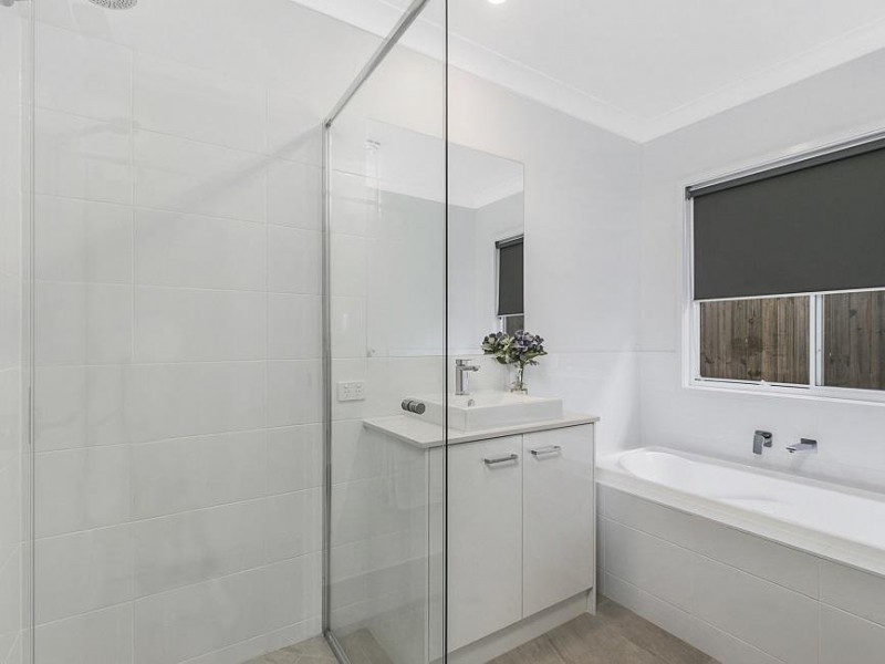 15A Russell Street, Cleveland QLD 4163