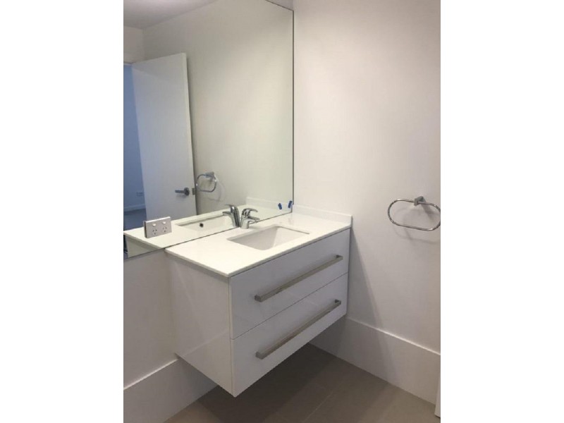 300 Old Cleveland Road, Coorparoo QLD 4151