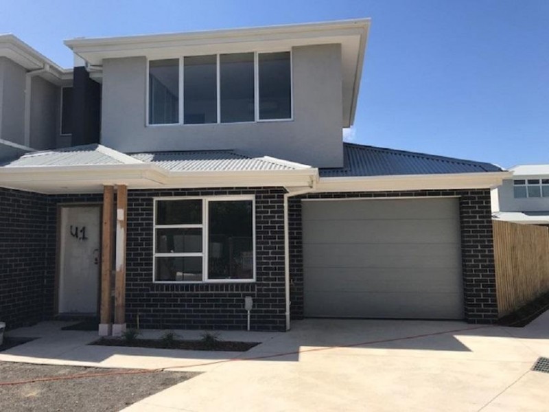 1-2/10 Cherry Crescent, Braybrook VIC 3019