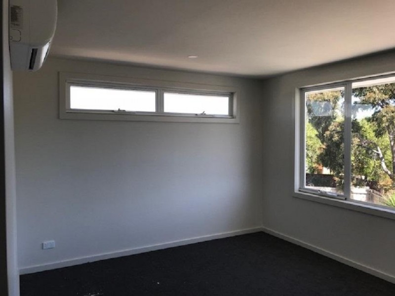 1-2/10 Cherry Crescent, Braybrook VIC 3019