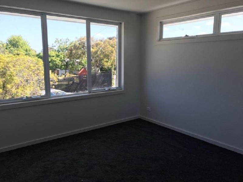 1-2/10 Cherry Crescent, Braybrook VIC 3019