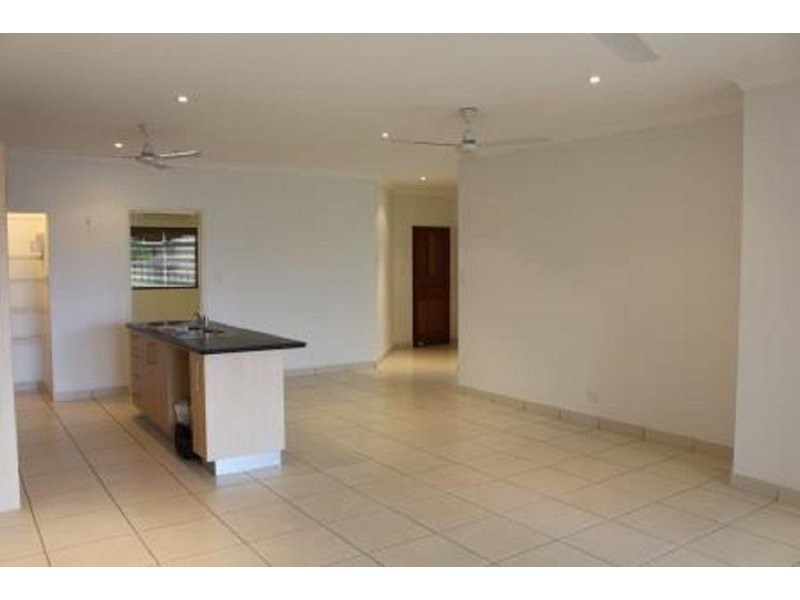 2/1 Jones Court, Rosebery NT 0832