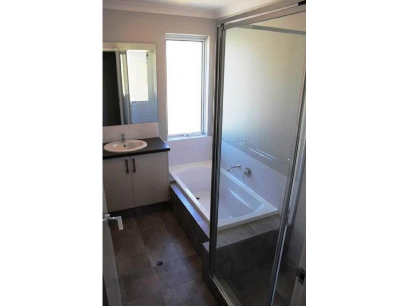 46 Belcastro Way, Madeley WA 6065