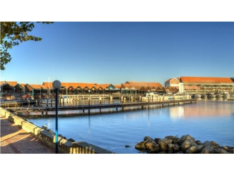 46 Belcastro Way, Madeley WA 6065