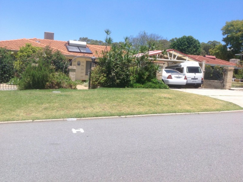 27 Riggs Way, Hamilton Hill WA 6163