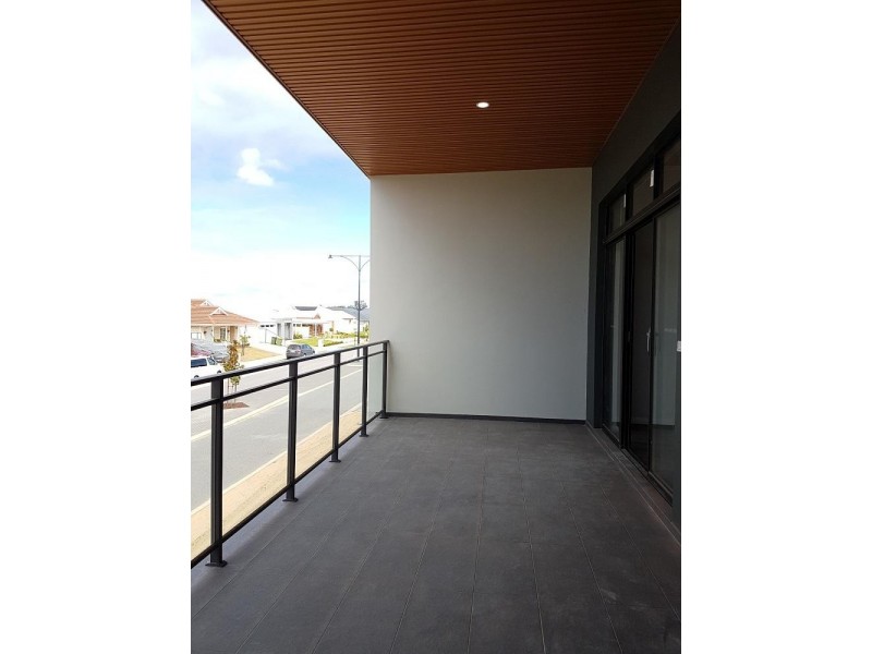 2 Cooli Street, Hammond Park WA 6164