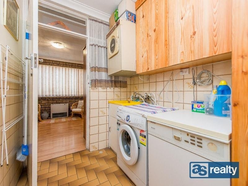 32 Cameron Street, Embleton WA 6062