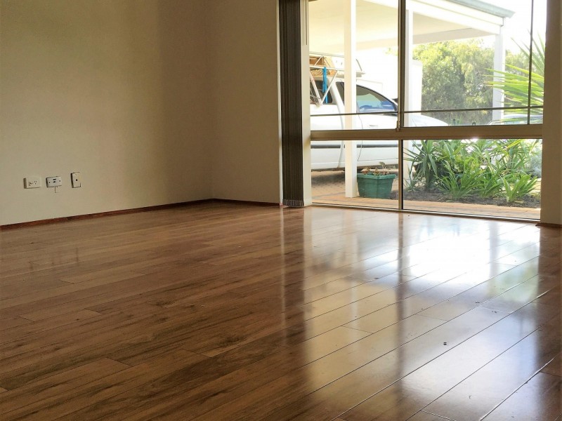 2 Auburn Close, Marangaroo WA 6064