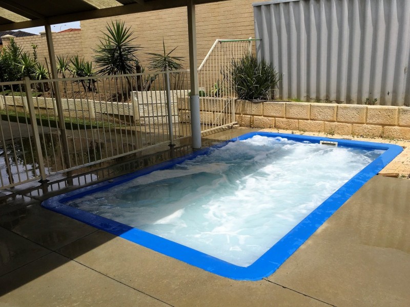 2 Auburn Close, Marangaroo WA 6064