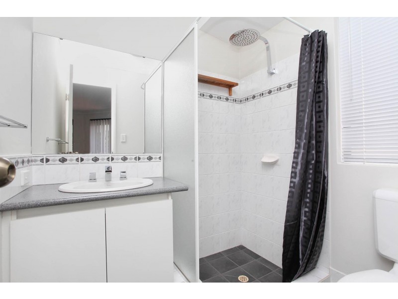 72 Hardey East Road, Wattle Grove WA 6107