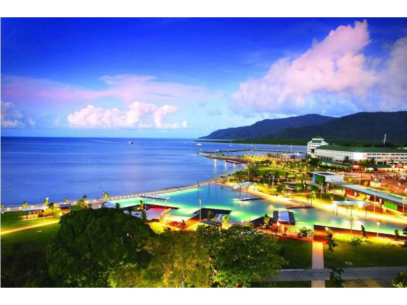 325/275-277 The Esplanade, Cairns City QLD 4870