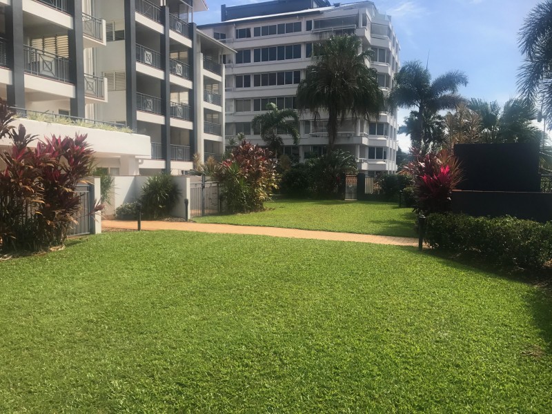 325/275-277 The Esplanade, Cairns City QLD 4870