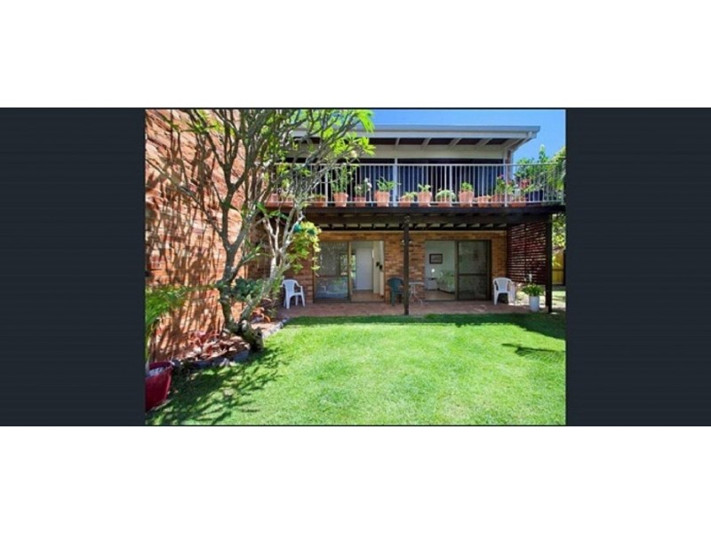 2/20 Sobraon Street, Sunrise Beach QLD 4567
