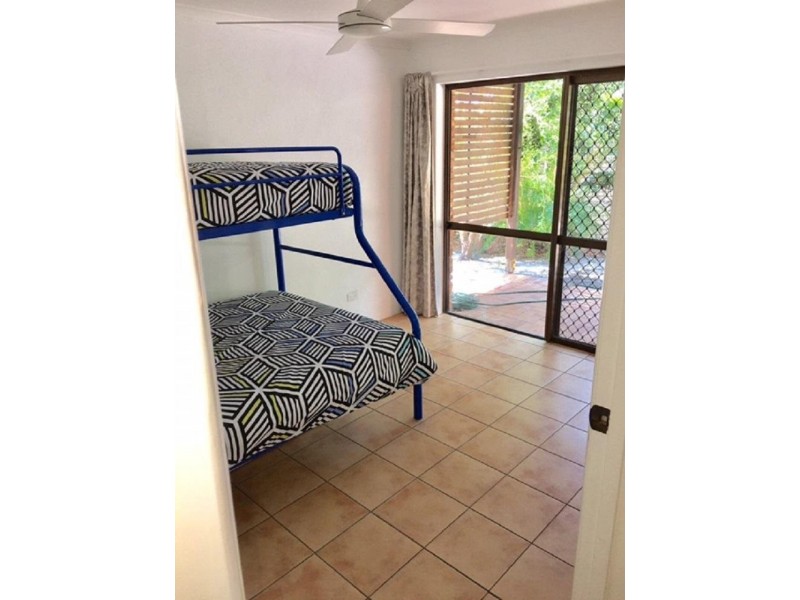 2/20 Sobraon Street, Sunrise Beach QLD 4567