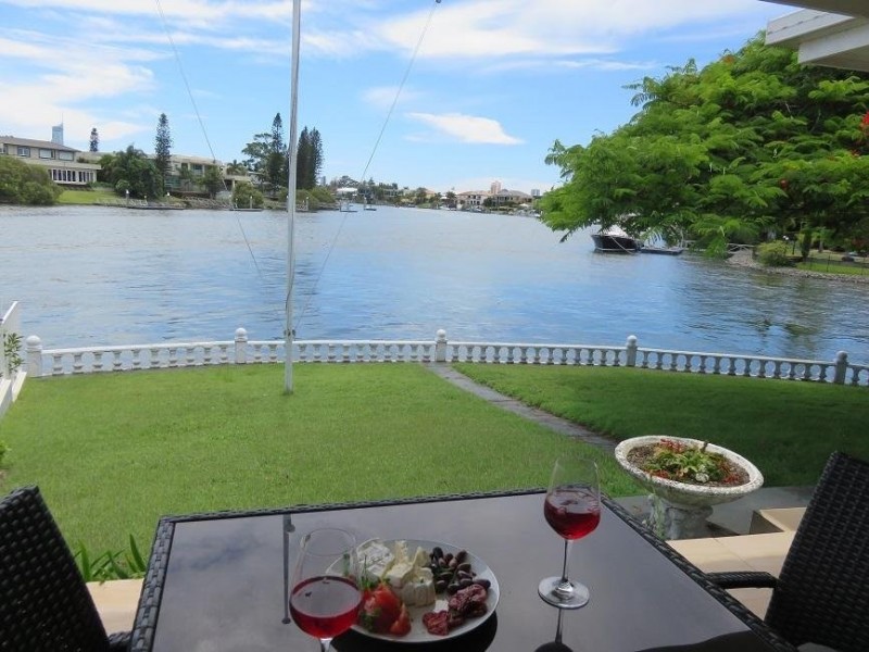 Broadbeach Waters QLD 4218