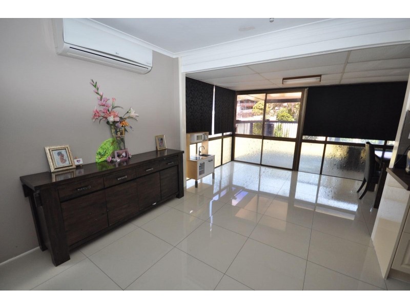 132 North Road, Woodridge QLD 4114