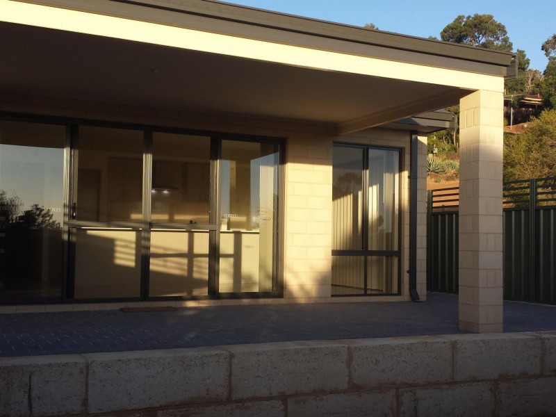 17 Bedfordale Hill Road, Mount Richon WA 6112