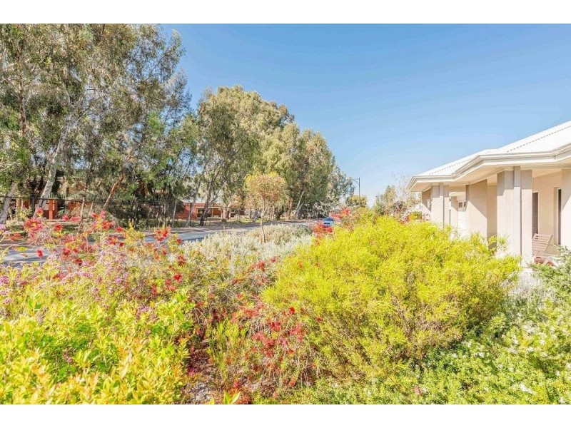 9 Moonbooli Street, Forrestfield WA 6058