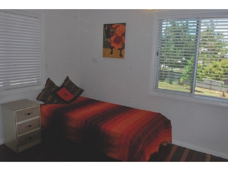 39 Cutten Street, Bingil Bay QLD 4852