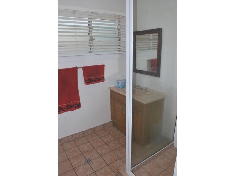 39 Cutten Street, Bingil Bay QLD 4852