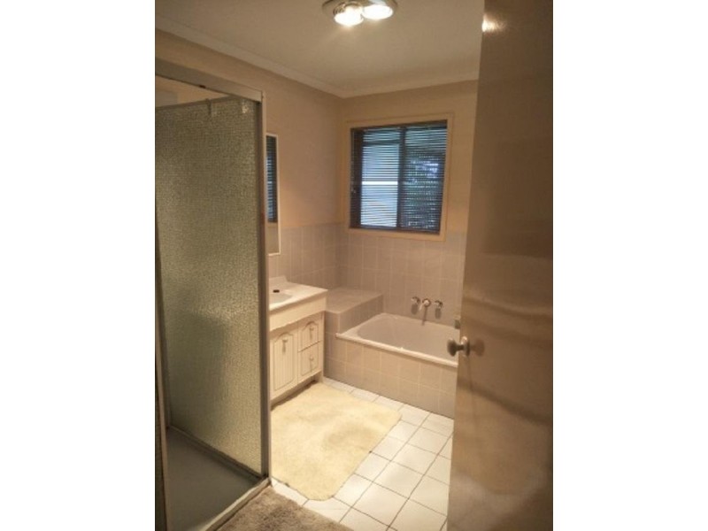 461 Pine Ridge Road, Runaway Bay QLD 4216