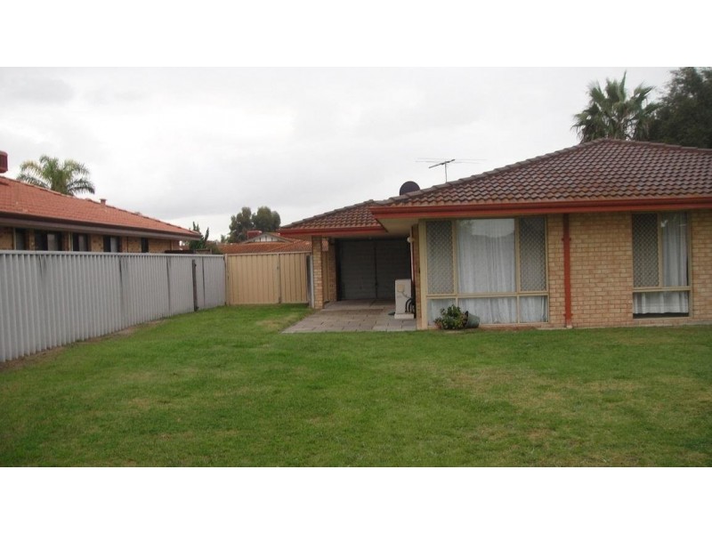 14 Requa Crescent, Warnbro WA 6169
