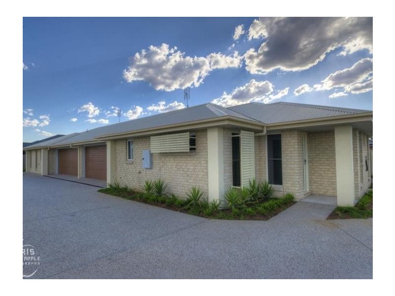 2/72 Acacia Drive, Miles QLD 4415