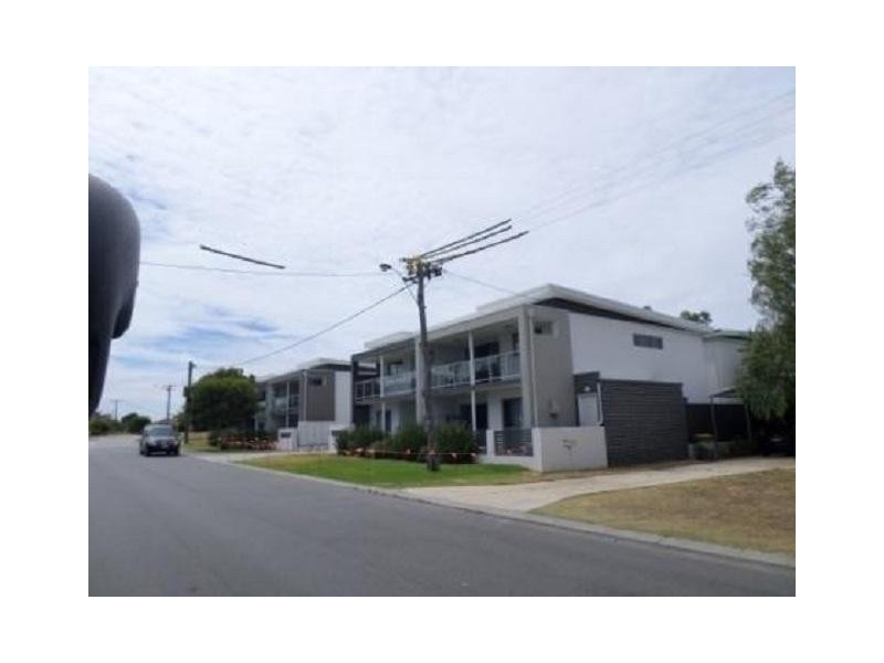 18/97 Cooper Street, Mandurah WA 6210