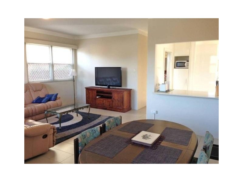 4/12 Burwood Street, Merewether NSW 2291