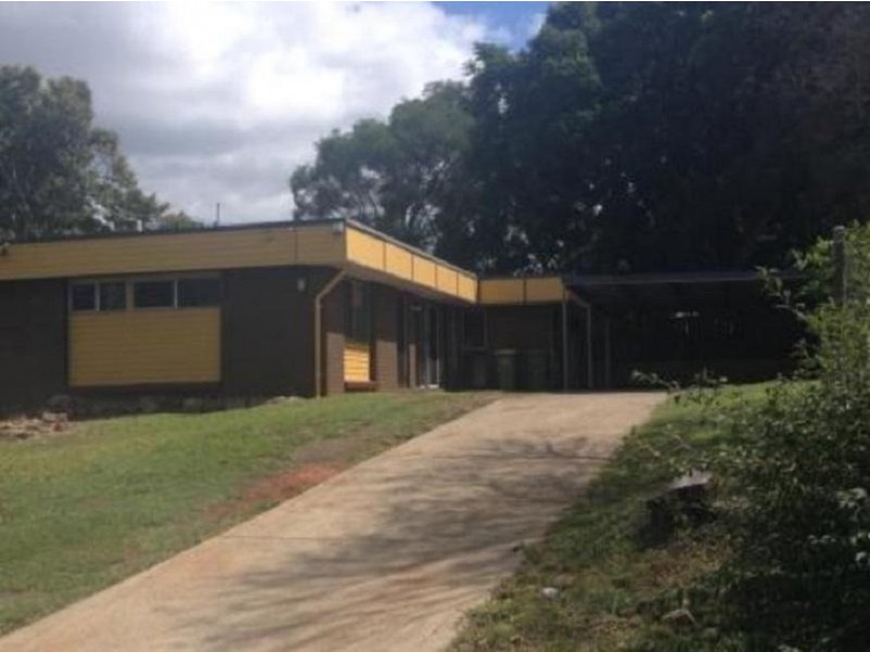 13 Leonard Street, Kingston QLD 4114