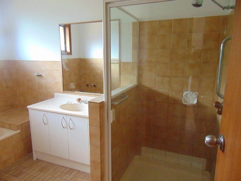 17 Station Road, Burpengary QLD 4505